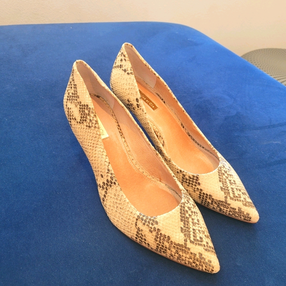 Louise et Cie Tan Jordyna Snake Skin Print, Size10